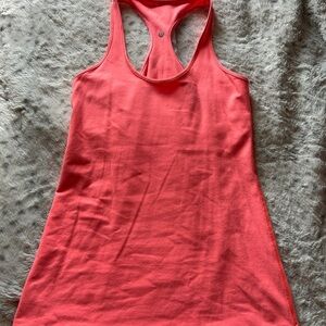 Lululemon Women's Coral tank top